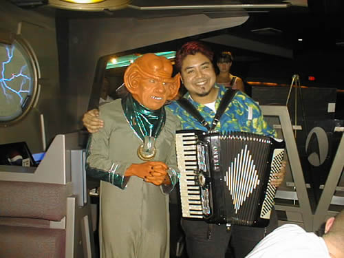 Photo: A ferengi from Las Vegas and Joey.