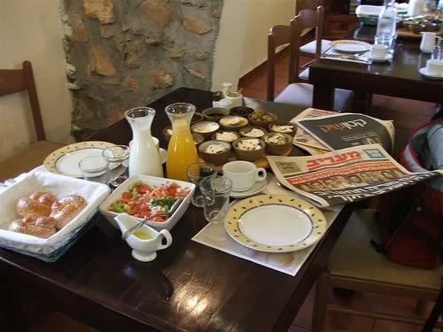 Photo of the breakfast spread at Beit Shalom.