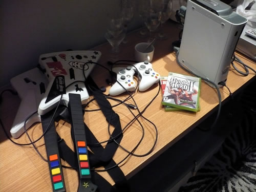 XBox 360 and “Guitar Hero II” in MTV Canada’s green room