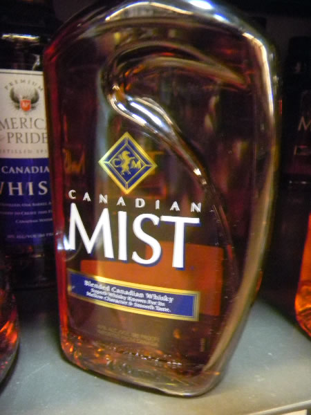 canadian mist bottle front