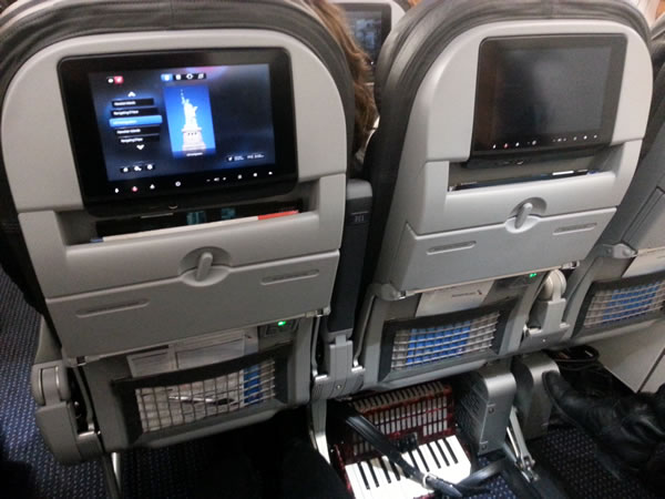 american airlines a319 exit row with accordion