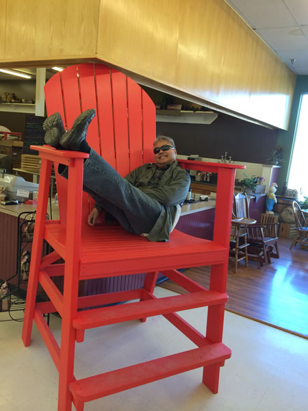 joey big red chair