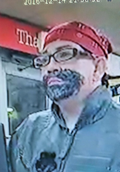 florida-gas-station-robber-w-drawn-on-beard