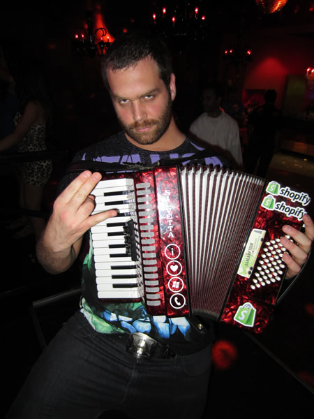 Accordion 5 The Adventures Of Accordion Guy In The 21st Century 6416