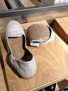 Roll-up shoes at Muji